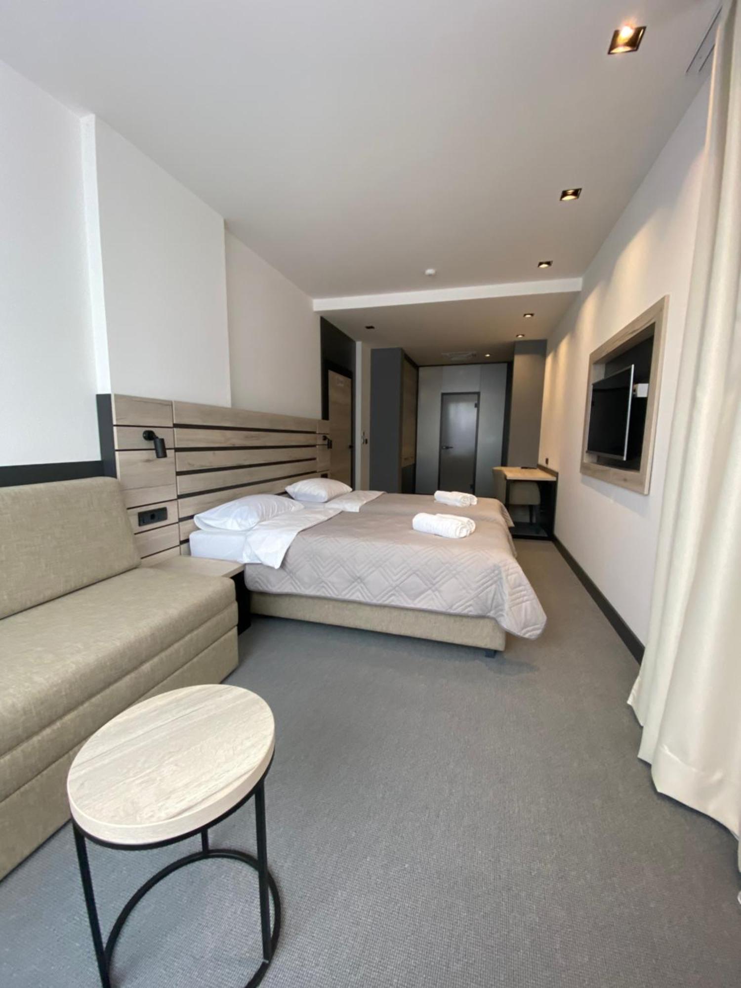Super Seven Inn Belgrad Zimmer foto